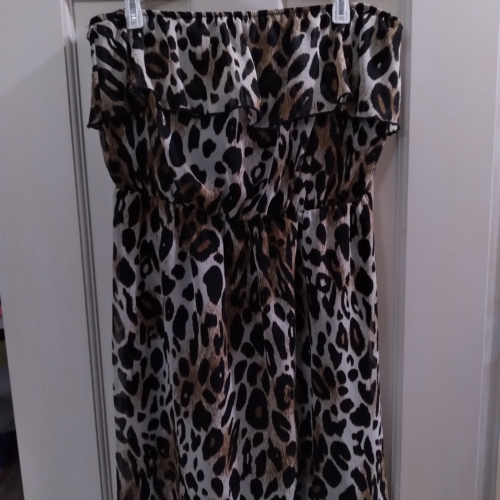 Leopard Print Strapless Dress